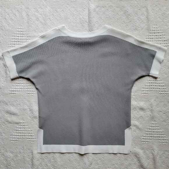 Mercer &  Madison Casual Neutral Short sleeve Rayon bland Top- Grey/White - Picture 2 of 10